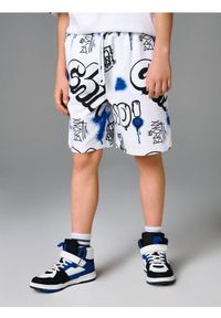 Sinsay - Szorty loose fit - biały. Kolor: biały #1