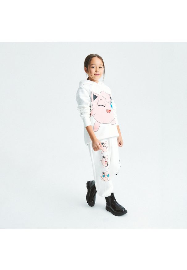 Reserved - Spodnie dresowe Pokemon - Biały. Kolor: biały. Materiał: dresówka