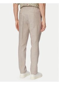 Hugo - HUGO Spodnie materiałowe Getlin 50559695 Brązowy jasny Slim Fit. Kolor: brązowy. Materiał: bawełna #5