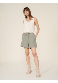 outhorn - Outhorn Szorty sportowe OTHSS23TSHOF116 Zielony Relaxed Fit. Kolor: zielony. Materiał: bawełna