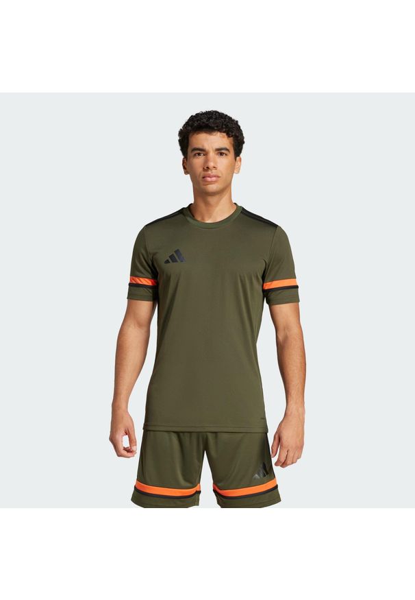 Adidas - Koszulka Squadra 25. Kolor: wielokolorowy, pomarańczowy, czarny, zielony. Materiał: materiał