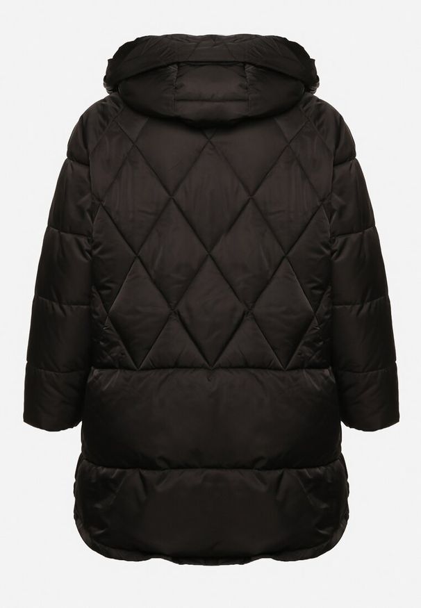 Born2be - Czarna Pikowana Kurtka z Rozcięciami na Napy i z Kapturem ze Ściągaczami Letamira. Okazja: na co dzień. Typ kołnierza: kaptur. Kolekcja: plus size. Kolor: czarny. Materiał: jeans. Długość rękawa: długi rękaw. Długość: długie. Styl: elegancki, casual