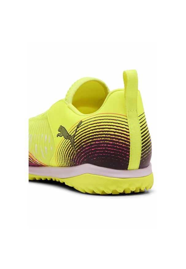 Puma - Młodzieżowe buty piłkarskie FUTURE 8 MATCH TT +Mid bez sznurowadeł PUMA. Kolor: żółty, wielokolorowy, różowy, czarny. Sport: piłka nożna
