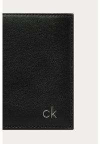 Calvin Klein Jeans - Portfel skórzany. Kolor: czarny. Materiał: skóra. Wzór: gładki #4