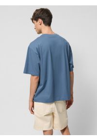 outhorn - T-shirt oversize z nadrukiem męski - granatowy. Okazja: na plażę. Kolor: niebieski. Materiał: dzianina, bawełna, materiał. Wzór: nadruk. Styl: wakacyjny #6