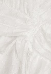 Born2be - Biała Sukienka o Rozkloszowanym Kroju z Dekoltem Zapinanym na Napy Uzimira. Okazja: do pracy. Typ kołnierza: dekolt w kształcie V. Kolor: biały. Styl: klasyczny #8