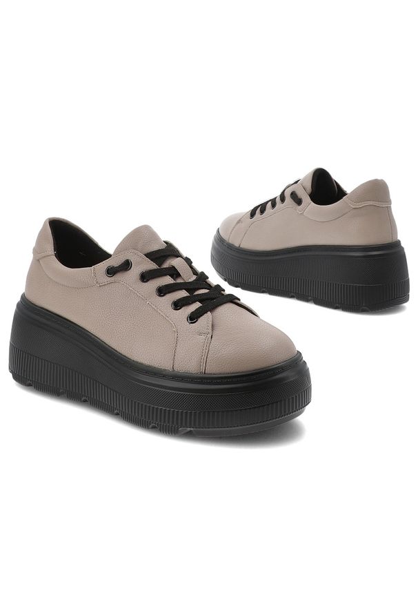 Beżowe Sneakersy Cambell Stylowe Obuwie Damskie Na Platformie. Okazja: na co dzień. Kolor: beżowy. Materiał: skóra, jeans. Szerokość cholewki: normalna. Obcas: na platformie. Styl: elegancki