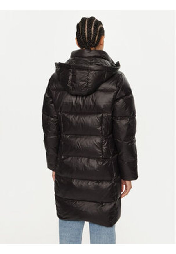 Calvin Klein Kurtka puchowa K20K207734 Czarny Regular Fit. Kolor: czarny. Materiał: syntetyk