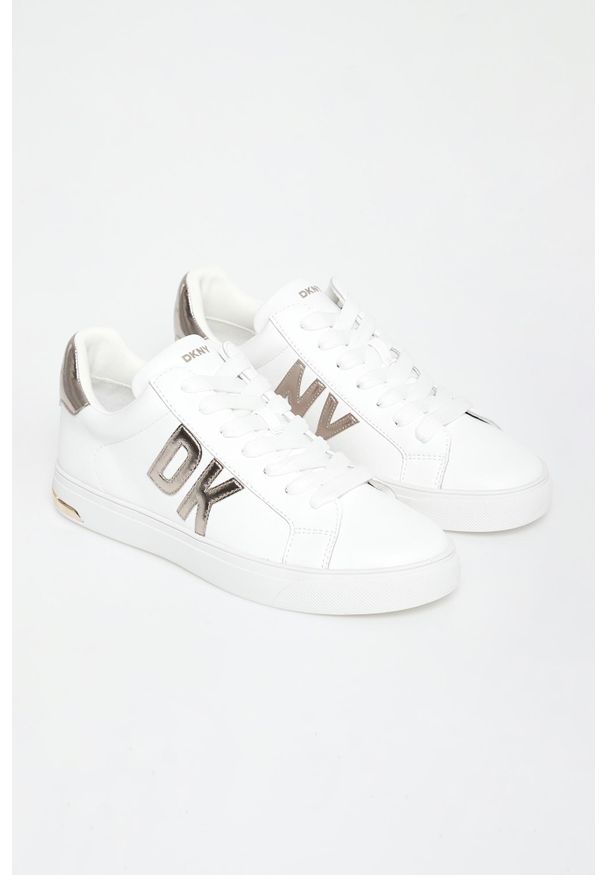 Sneakersy damskie skórzane DKNY. Materiał: skóra