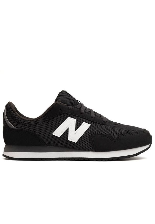 Buty New Balance GC323BK - czarne. Okazja: na co dzień. Kolor: czarny. Materiał: guma, materiał, syntetyk. Szerokość cholewki: normalna