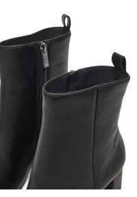 Steve Madden Botki Adelisa SM11002626 Czarny. Kolor: czarny. Materiał: skóra