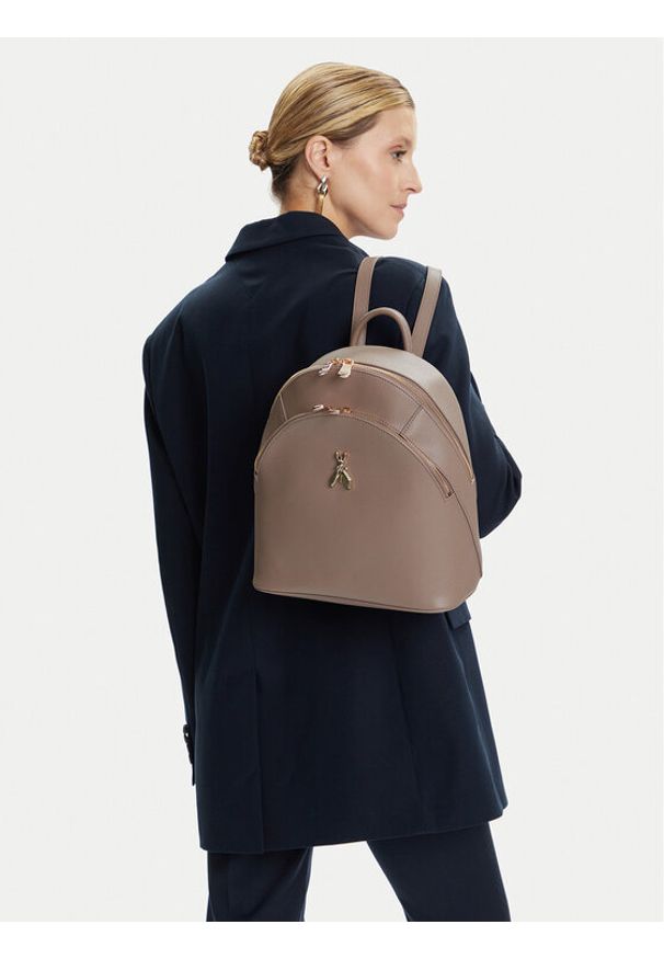Patrizia Pepe Plecak CB0056/L001-B744 Beżowy. Kolor: beżowy. Materiał: skóra