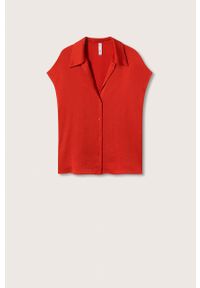 mango - Mango koszula Sassa damska kolor czerwony relaxed z kołnierzykiem klasycznym. Typ kołnierza: kołnierzyk klasyczny. Kolor: czerwony. Materiał: tkanina, włókno. Wzór: gładki. Styl: klasyczny #7