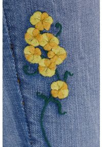 Desigual jeansy 22SWDD29 damskie medium waist. Kolor: niebieski. Wzór: aplikacja #3