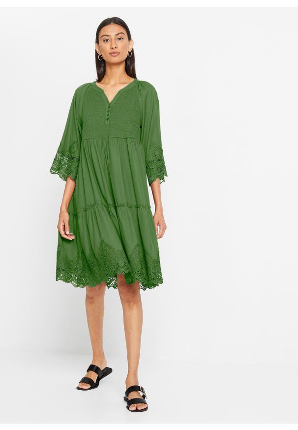 bonprix - Sukienka szmizjerka z koronką. Kolor: zielony. Materiał: koronka. Wzór: koronka. Typ sukienki: szmizjerki