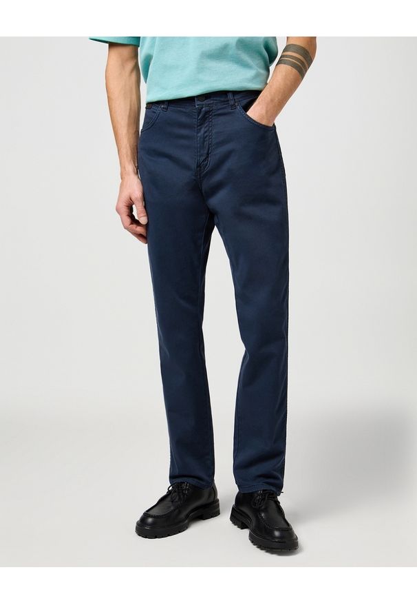 Wrangler - MESKIE SPODNIE WRANGLER TEXAS SLIM DARK NAVY 112362470