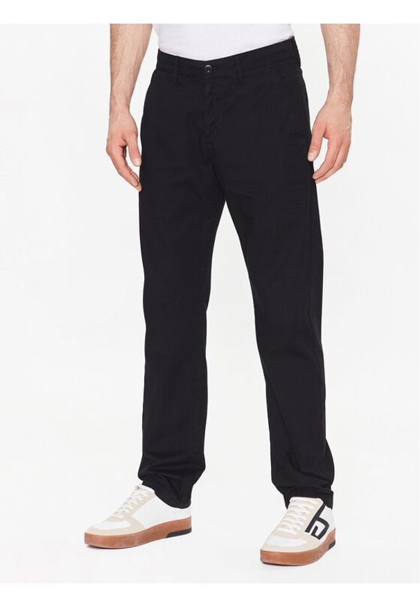 Guess Spodnie materiałowe Drake M3GB13 WFBW3 Czarny Regular Fit. Kolor: czarny. Materiał: bawełna