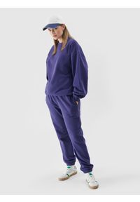 4f - 4F Spodnie dresowe joggery uniseks - granatowe XL. Kolor: niebieski. Materiał: dresówka. Wzór: gładki, ze splotem