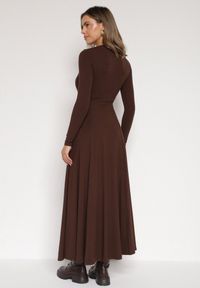 Born2be - Brązowa Bawełniana Sukienka o Rozkloszowanym Kroju Tuselenea. Okazja: na co dzień. Kolor: brązowy. Materiał: bawełna. Typ sukienki: proste. Styl: casual, elegancki #4