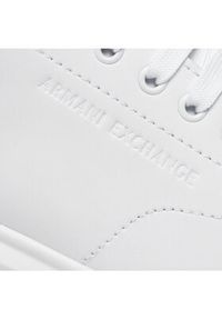 Armani Exchange Sneakersy XUX123 XV534 00152 Biały. Kolor: biały. Materiał: skóra #2