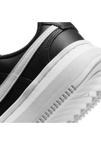 Nike - Buty Court Vision Alta Leather Rozmiar 40 Czarny - DM0113-002. Zapięcie: rzepy. Kolor: czarny. Materiał: skóra, syntetyk, tkanina, materiał. Szerokość cholewki: normalna. Model: Nike Court. Sport: turystyka piesza
