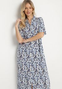 Born2be - Niebieska Sukienka z Wiskozy o Pudełkowym Kroju w Ornamentalny Wzór Ridisa. Okazja: na co dzień, na imprezę. Typ kołnierza: dekolt w kształcie V. Kolor: niebieski. Materiał: wiskoza. Długość rękawa: krótki rękaw. Typ sukienki: proste. Styl: casual, elegancki #7