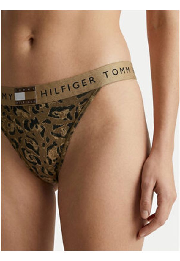 TOMMY HILFIGER - Tommy Hilfiger Stringi UW0UW06499 Beżowy. Kolor: beżowy. Materiał: bawełna