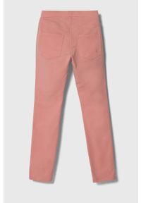 United Colors of Benetton spodnie dresowe dziecięce kolor różowy gładkie. Okazja: na co dzień. Kolor: różowy. Materiał: dresówka. Wzór: gładki. Styl: casual #2
