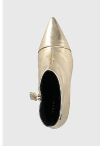 TOMMY HILFIGER - Tommy Hilfiger botki skórzane FW0FW07048 POINTY HEEL BOOT GOLD damskie kolor złoty na szpilce. Kolor: złoty. Materiał: skóra. Obcas: na szpilce. Wysokość obcasa: średni #2