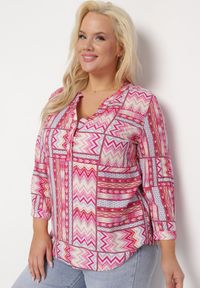 Born2be - Różowa Koszula z Etnicznym Wzorem i Rękawami 3/4 Ithnoria. Kolekcja: plus size. Kolor: różowy. Styl: etno, boho