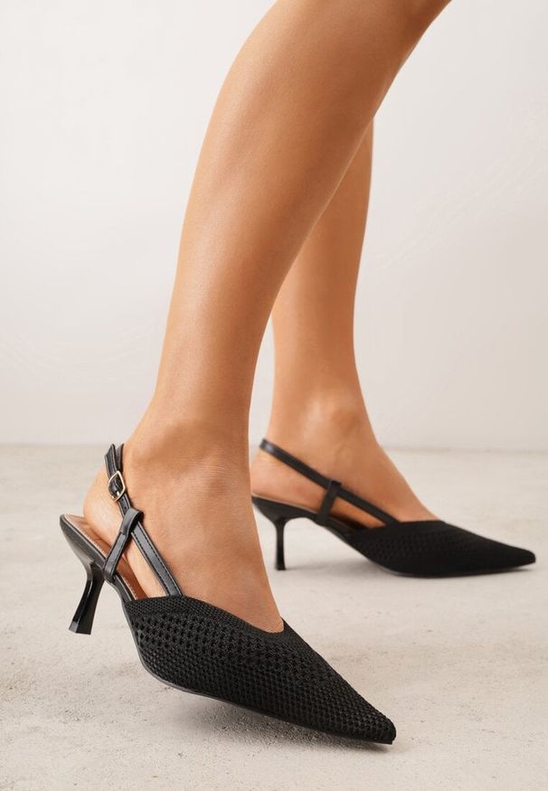 Renee - Czarne Ażurowe Sandały na Szpilce Slingback Erilise. Zapięcie: sprzączka. Kolor: czarny. Wzór: ażurowy. Obcas: na szpilce. Styl: elegancki