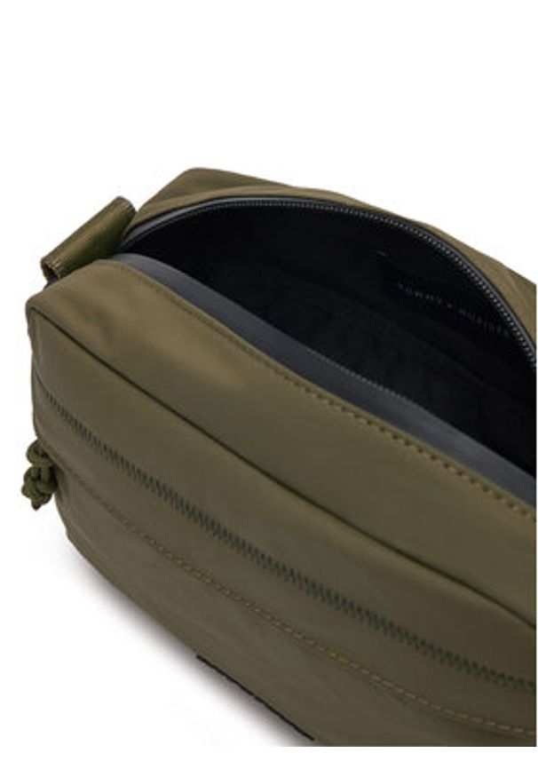 TOMMY HILFIGER - Tommy Hilfiger Saszetka Th Colour Ew Reporter AM0AM13219 Zielony. Kolor: zielony. Materiał: skóra