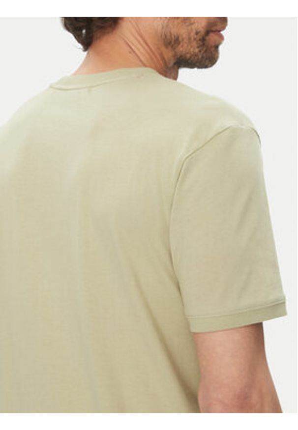 Hugo - HUGO T-Shirt Diragolino212 50447978 Zielony Regular Fit. Kolor: zielony. Materiał: bawełna