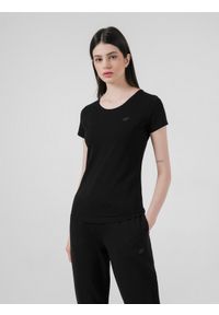4f - 4F T-shirt slim gładki damski M. Kolor: czarny. Materiał: dzianina, bawełna, elastan. Długość rękawa: krótki rękaw. Długość: krótkie. Wzór: gładki. Styl: klasyczny, sportowy