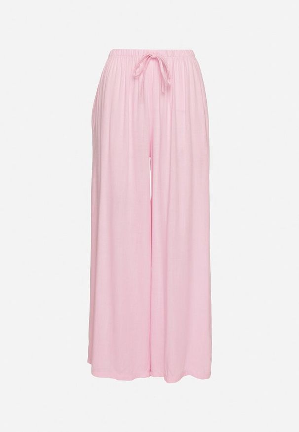 Born2be - Różowe Spodnie z Szerokimi Nogawkami i Gumką w Pasie Helnena. Okazja: na spacer, na co dzień. Kolor: różowy. Materiał: wiskoza, materiał. Styl: casual, klasyczny