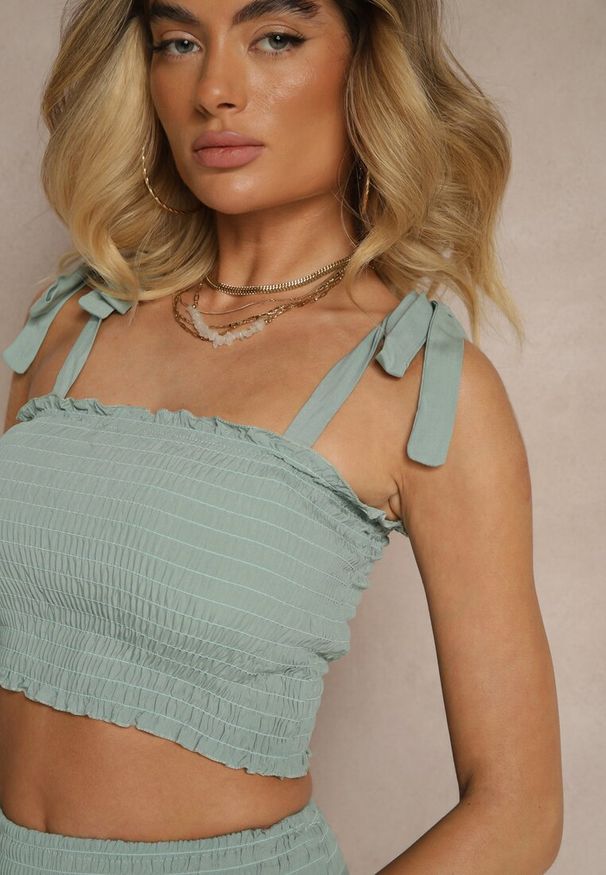Renee - Miętowy Komplet z Bawełny Spódnica z Falbanami i Top z Kokardami Sarionae. Kolor: zielony. Materiał: bawełna