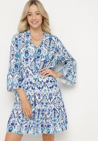 Born2be - Niebieska Rozkloszowana Sukienka z Wiskozą w Ornamentalny Wzór Ravapia. Okazja: na spacer, na co dzień. Typ kołnierza: dekolt w kształcie V. Kolor: niebieski. Materiał: wiskoza. Sezon: lato. Styl: casual #7