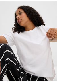 bonprix - T-shirt z czystej bawełny organicznej (3-pak). Kolor: czarny. Materiał: bawełna. Styl: klasyczny #3