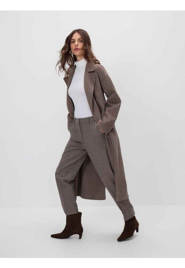 Reserved - Spodnie cygaretki w kratę - wielobarwny. Materiał: tkanina, wiskoza