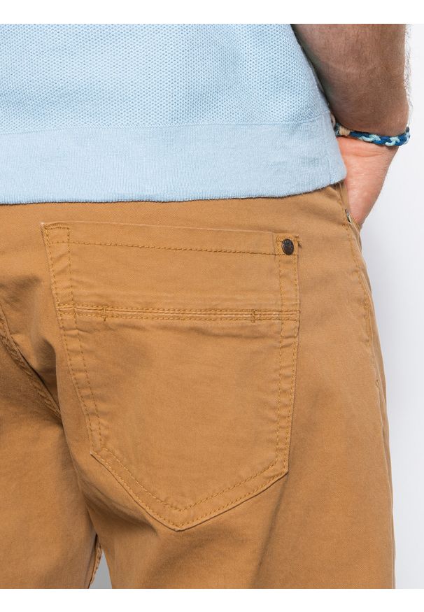 Ombre Clothing - Krótkie spodenki męskie casual W303 - camel - XXL. Okazja: na co dzień. Materiał: elastan, bawełna. Długość: krótkie. Styl: casual