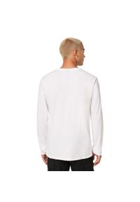 Koszulka z Długim Rękawem Męska Oakley Mark II Tee 2.0 Longsleeve. Kolor: biały. Długość rękawa: długi rękaw. Długość: długie