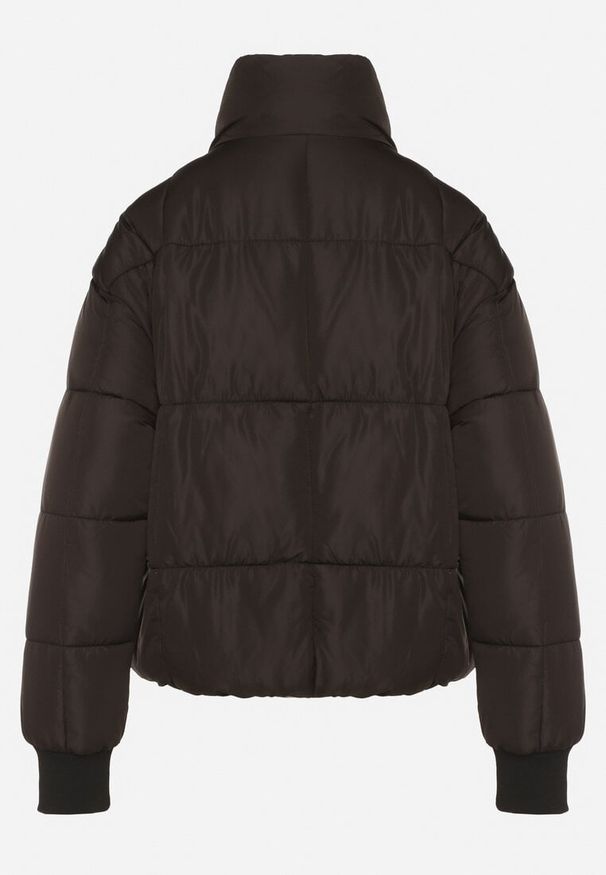 Born2be - Czarna Pikowana Kurtka Puffer o Prostym Kroju ze Ściągaczami przy Rękawach Suzzana. Okazja: na spacer, na co dzień. Kolor: czarny. Materiał: poliester, jeans. Styl: elegancki, casual
