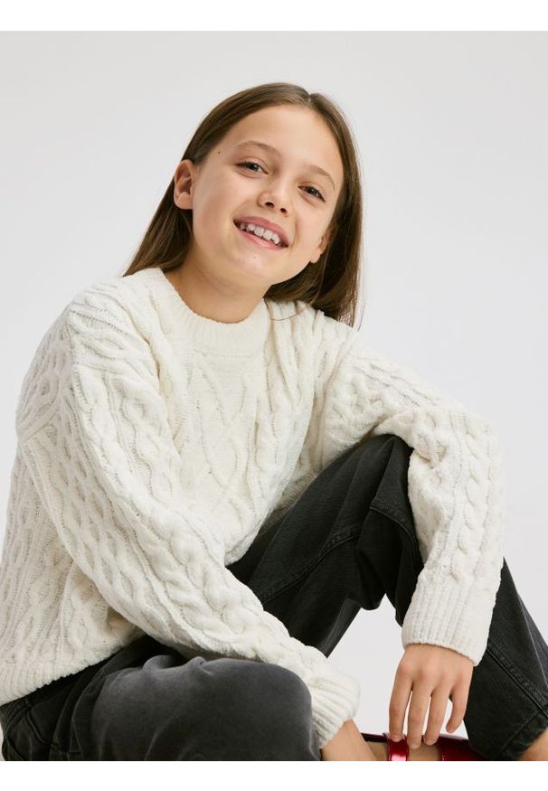Reserved - Strukturalny sweter - złamana biel. Materiał: dzianina