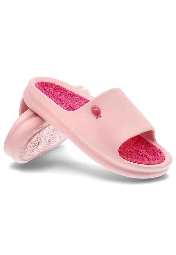 Hot Potatoes by Gioseppo - Różowe Klapki Damskie Hot Potatoes Z Wymienną Wkładką. Okazja: do domu. Kolor: różowy. Wzór: kolorowy, aplikacja. Sezon: lato