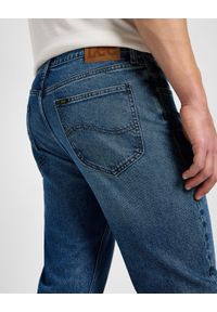 Lee - LEE MĘSKIE SPODNIE JEANSOWE WEST BLUE ABYSS 112355827 L70W008561