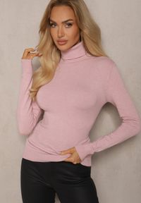 Renee - Różowy Golf Dopasowany Ungase. Typ kołnierza: golf. Kolor: różowy. Materiał: jeans, tkanina. Długość rękawa: długi rękaw. Długość: długie. Sezon: zima, jesień