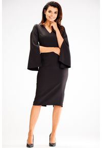 Awama - Elegancka ołówkowa sukienka midi z rozciętymi rękawami czarna. Kolor: czarny. Typ sukienki: ołówkowe. Styl: elegancki. Długość: midi