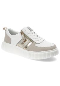 Białe Sneakersy Filippo Modne Obuwie Damskie. Okazja: na co dzień. Zapięcie: zamek. Kolor: biały. Materiał: materiał