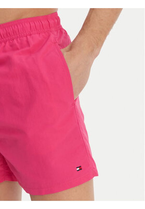 TOMMY HILFIGER - Tommy Hilfiger Szorty kąpielowe UM0UM03477 Różowy Regular Fit. Kolor: różowy. Materiał: syntetyk