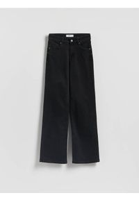 Reserved - Jeansy straight - czarny. Kolor: czarny